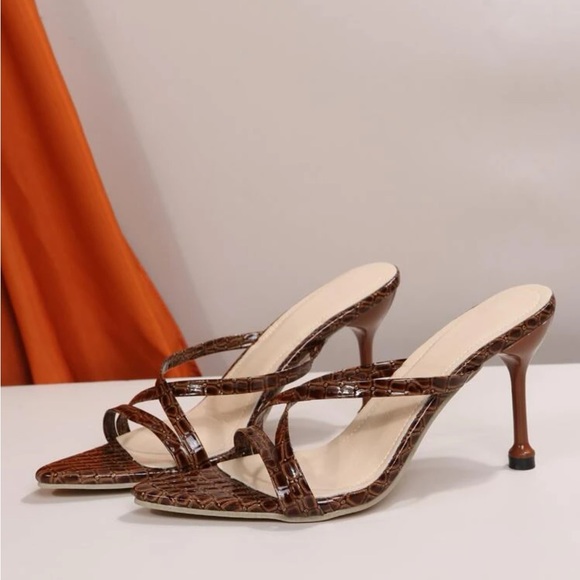 Criss Cross Crocodile Embossed Stiletto Heeled Mule Sandals - Picture 6 of 8